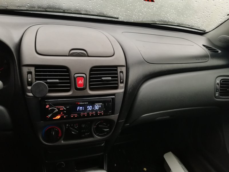 Панель Ниссан Альмера n16