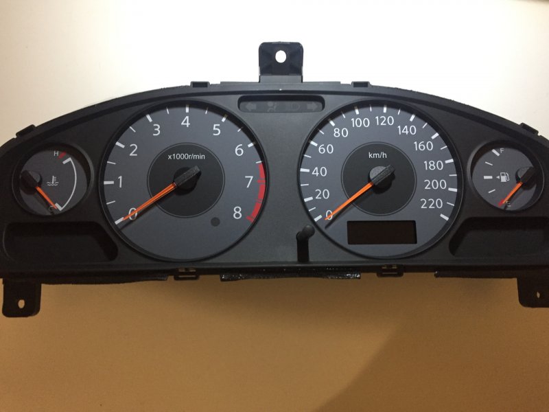 Nissan Almera Classic приборная