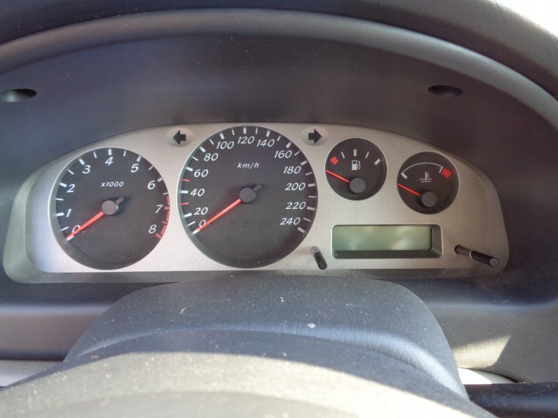 Приборная панель Almera n16