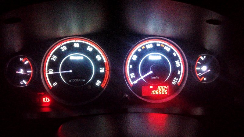 Приборная панель Almera n16