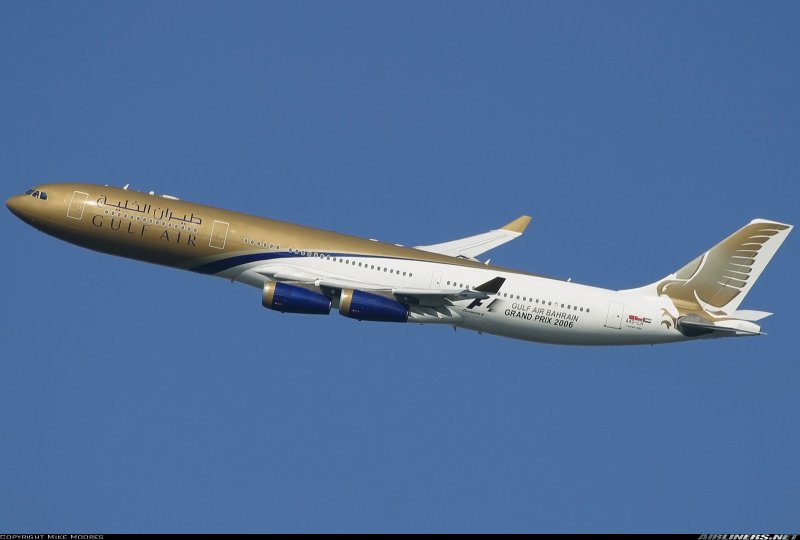 Самолёт Алишера Усманова Airbus 340