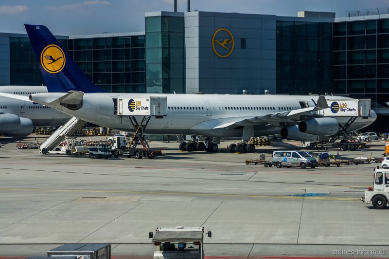 Lufthansa парк самолетов a340