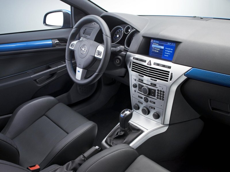 Opel Astra h 2010 салон