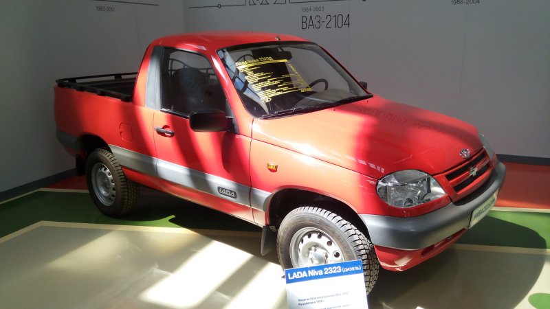 Лада Нива 2323