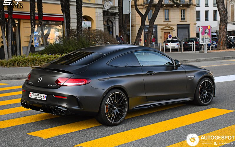 Mercedes c63 AMG Coupe 2020