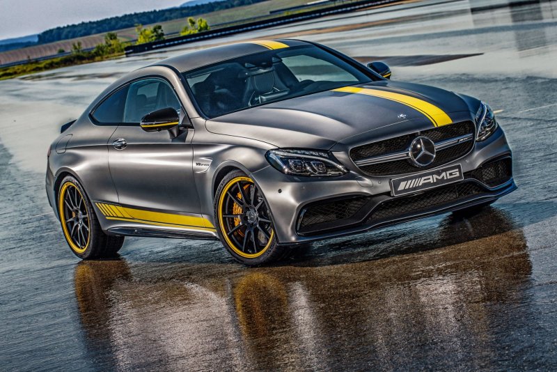 Mercedes Benz c63 AMG Coupe
