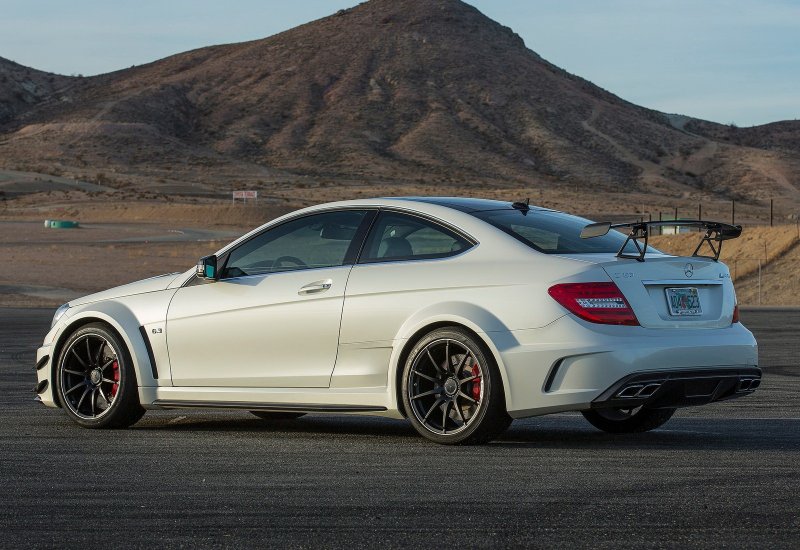 Mercedes c63 AMG купе