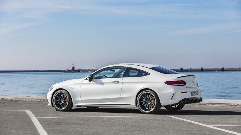 Mercedes Benz c63 AMG Coupe