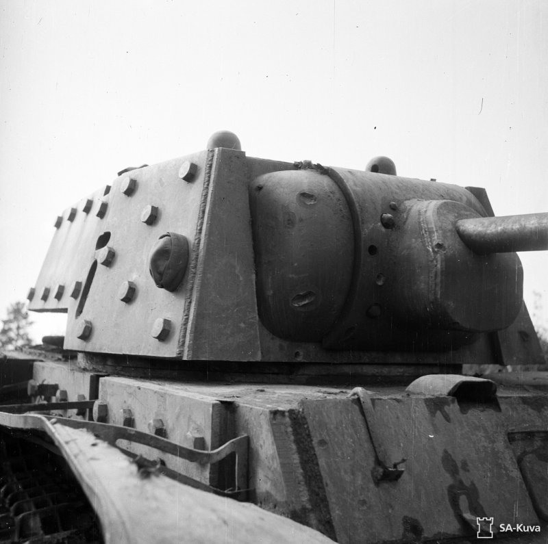 Сборная модель Моделист Советский танк кв-1 (307240) 1:72