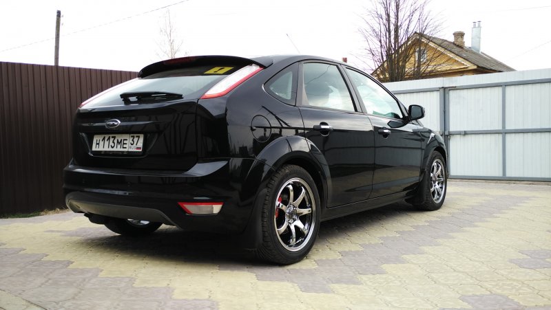 Форд фокус 2 хэтчбек 17 колеса