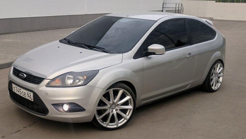 Ford Focus 2 хэтчбек r18