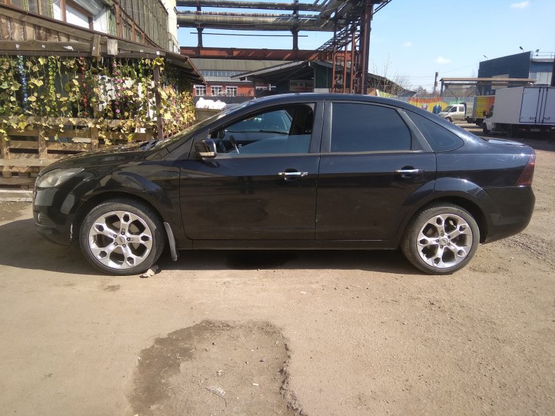 Ford Focus 2 хэтчбек r19