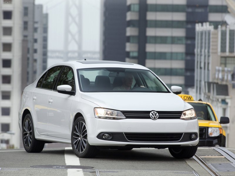 Машина Фольксваген Джетта