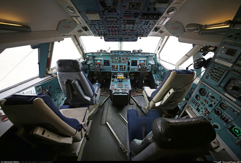 Ил 96 400 кабина