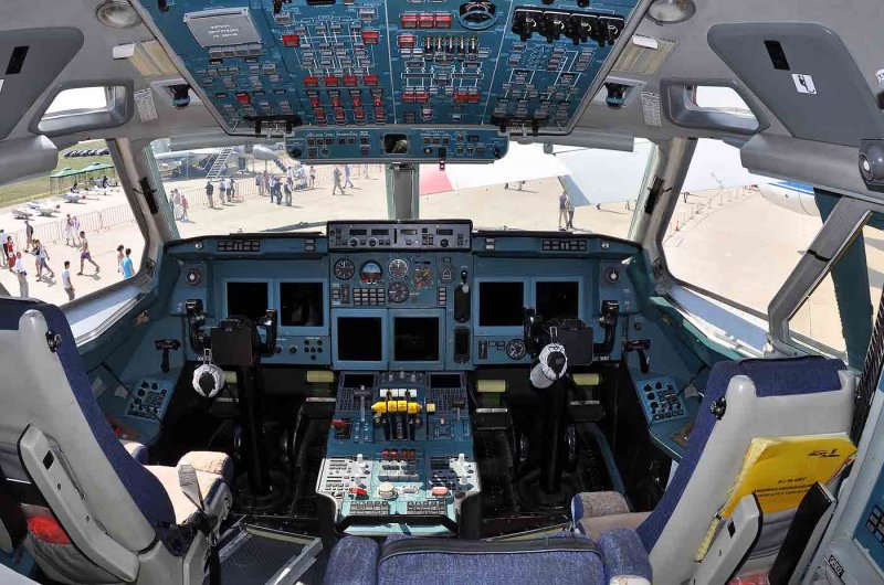 Ил 96 400 кабина