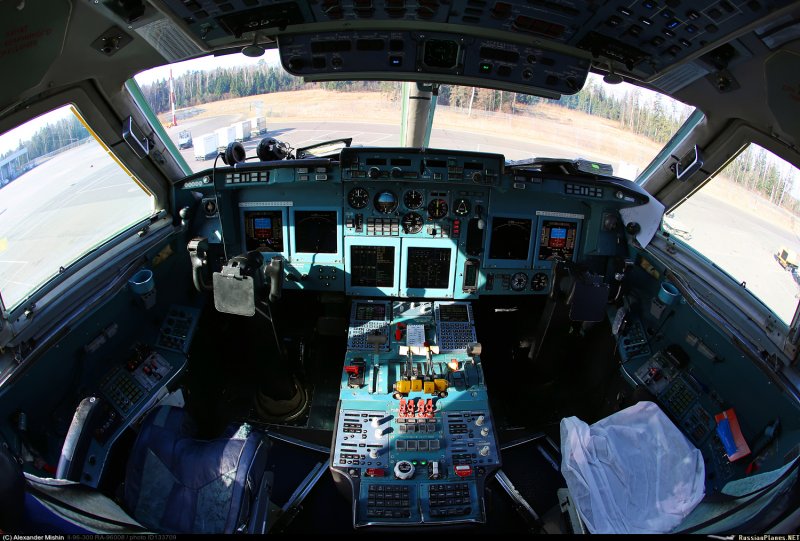 Ил-96 кабина