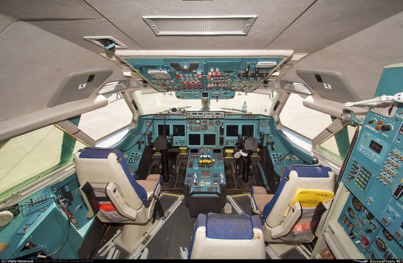 Кабина экипажа ил 96