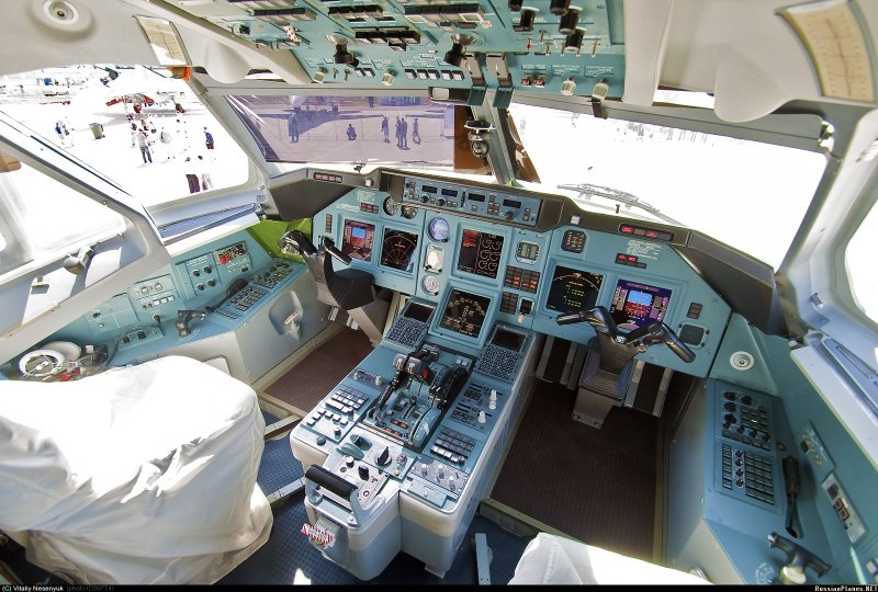 Кабина ил 86 фото