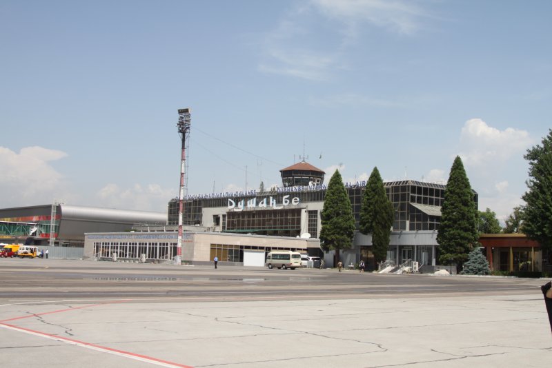 Аэропорт Тегерана зал прилета