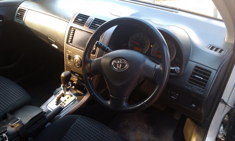 Toyota Fielder 2008 салон