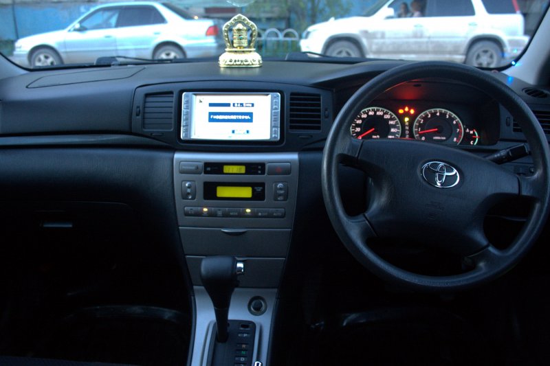 Toyota Fielder 2006 салон
