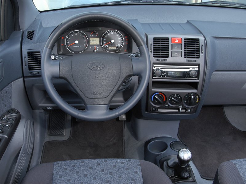 Hyundai Getz 2004 салон