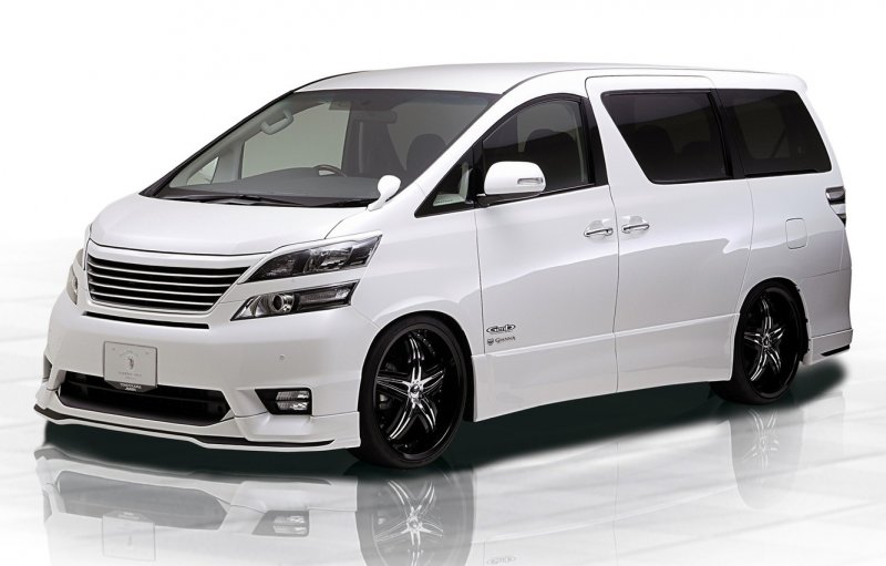 Toyota Vellfire 2013