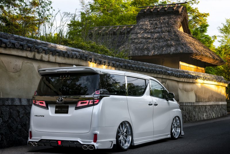 Toyota Alphard Vellfire 2015