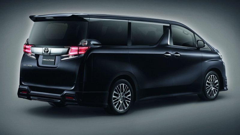 Тойота Веллфайр 2019
