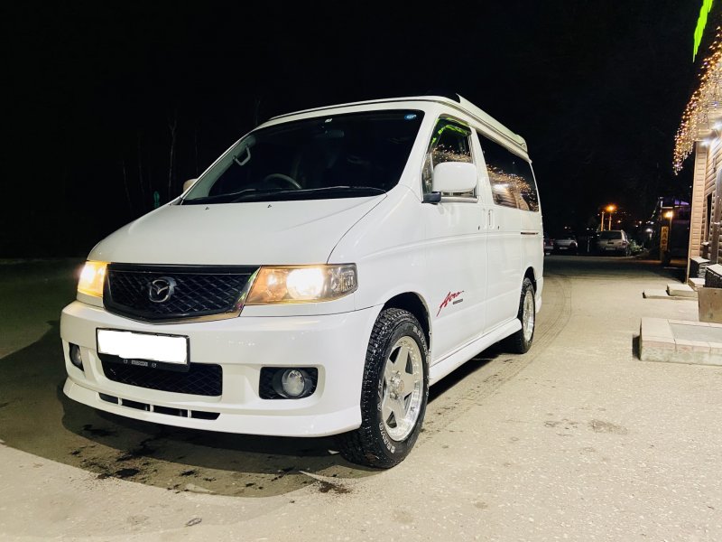 Mazda Bongo Friendee 2002 салон