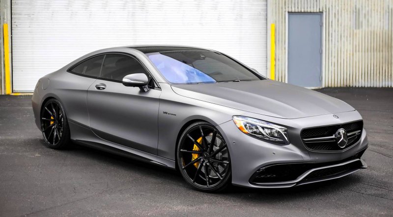 Мерседес с63 АМГ купе