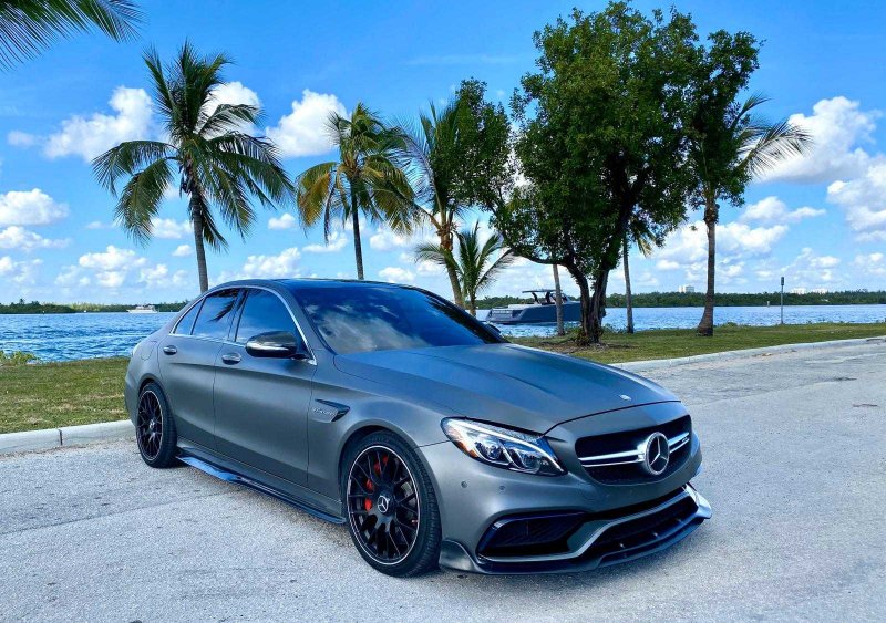 Мерседес-Бенц s63 AMG