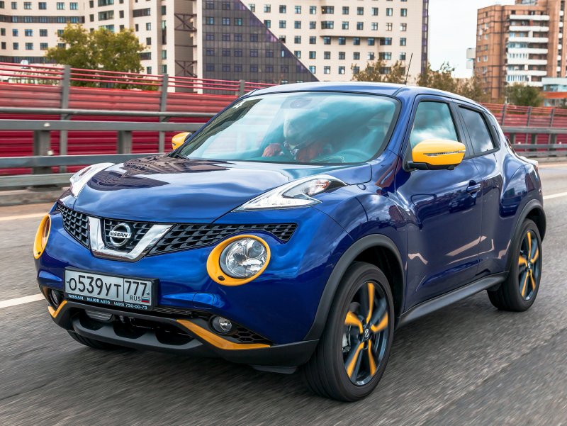 Джипы Ниссан Джук жёлтый