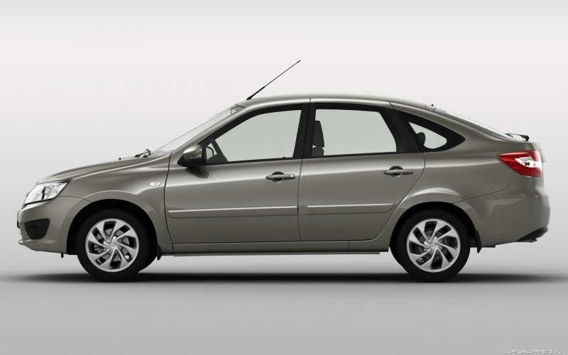 Лада Гранта лифтбек 2011 г