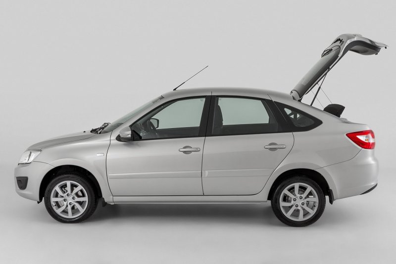 Лада Гранта лифтбек