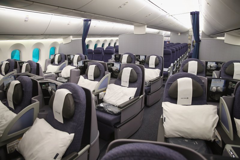 Бизнес класс United Airlines Dreamliner