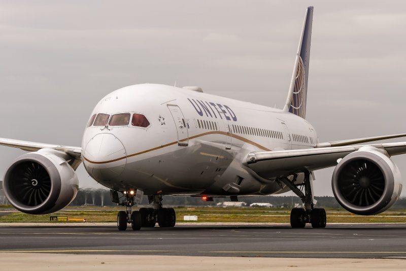 United Airlines Boeing 787-8 Dreamliner