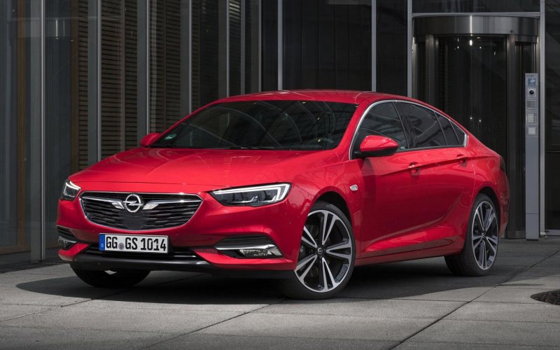 Opel Инсигния 2020