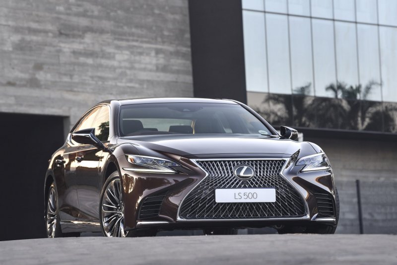 Lexus LS 500