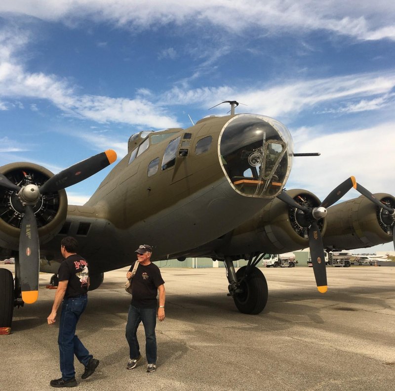 В-29 бомбардировщик