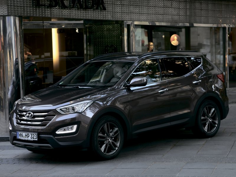 Hyundai Santa Fe черный 2016