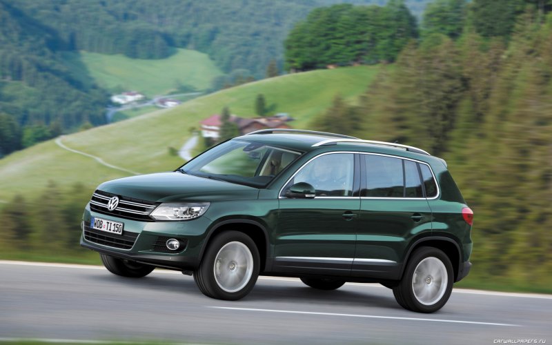 Фольксваген Тигуан зеленый