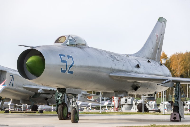 Су-34 бомбардировщик утёнок