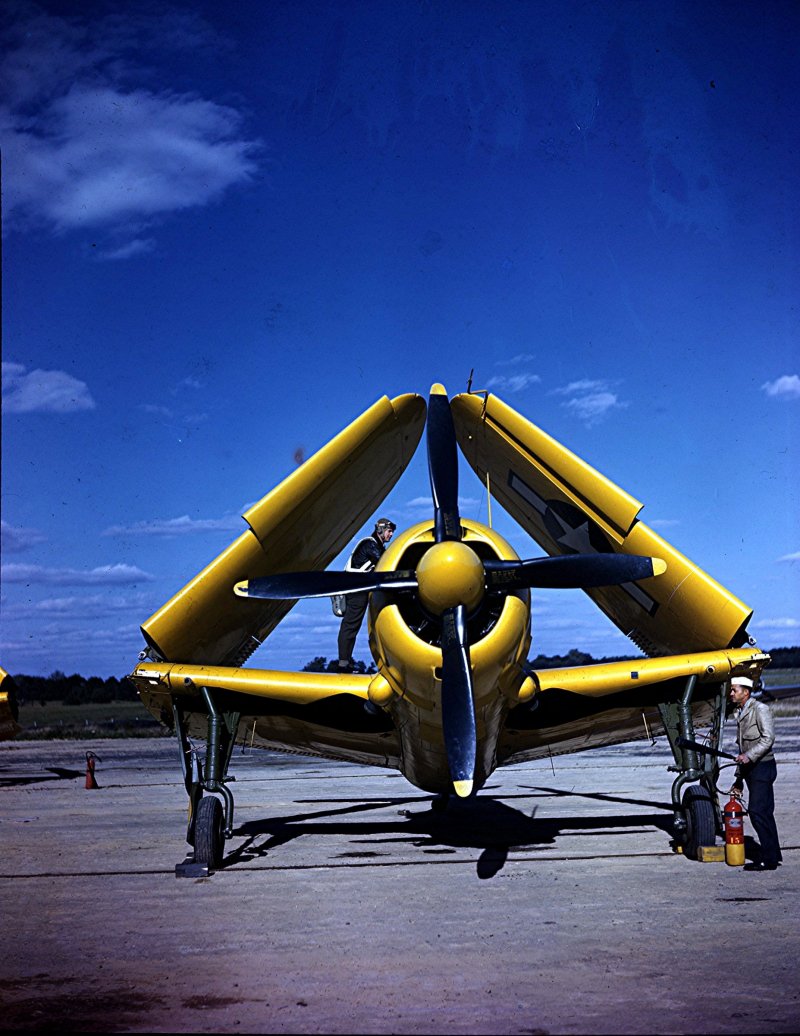 Helldiver самолет