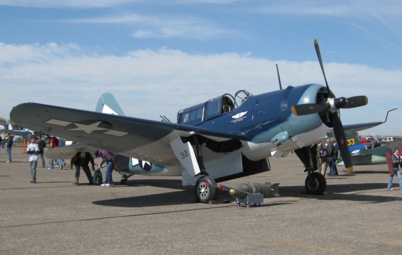 Обстрелянный Curtiss sb2c Helldiver