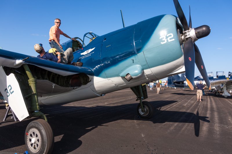 Curtiss sb2c Helldiver Rescue
