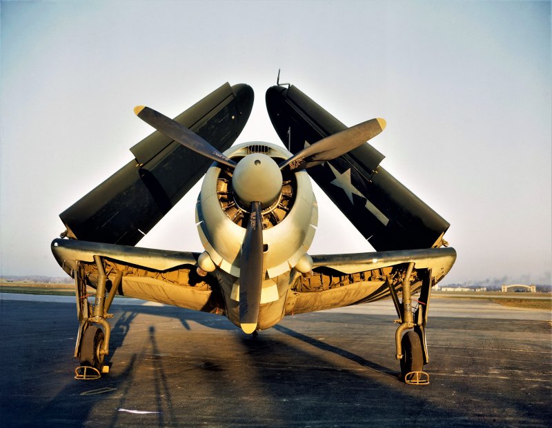 Пикирующий бомбардировщик США sb2