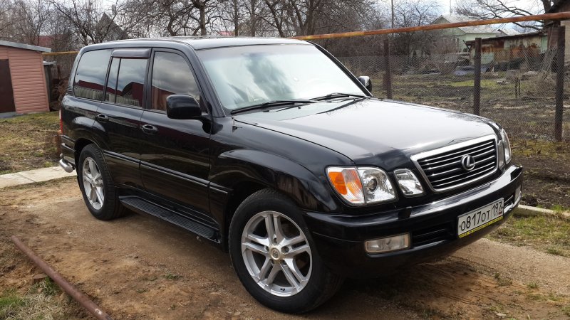 Lexus LX (uzj100)