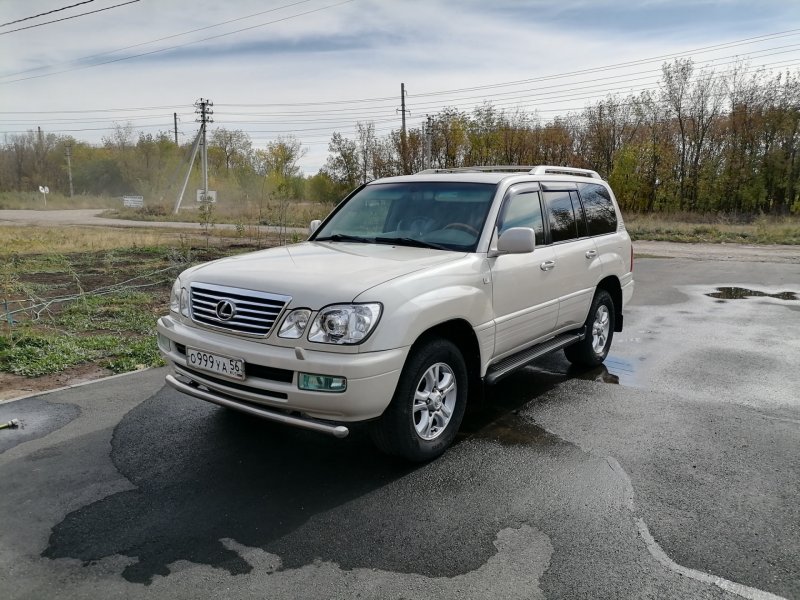 Lexus ЛХ 470