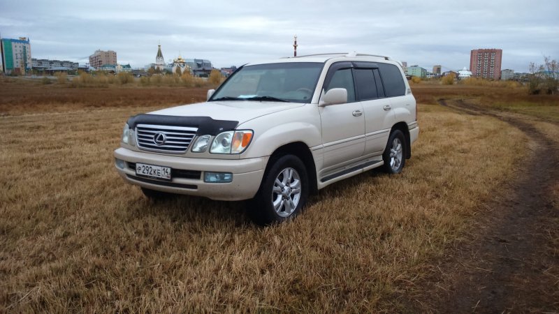 Lexus ЛХ 470